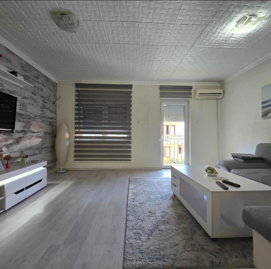 Apartment Center 23 Podgorica Kültér fotó
